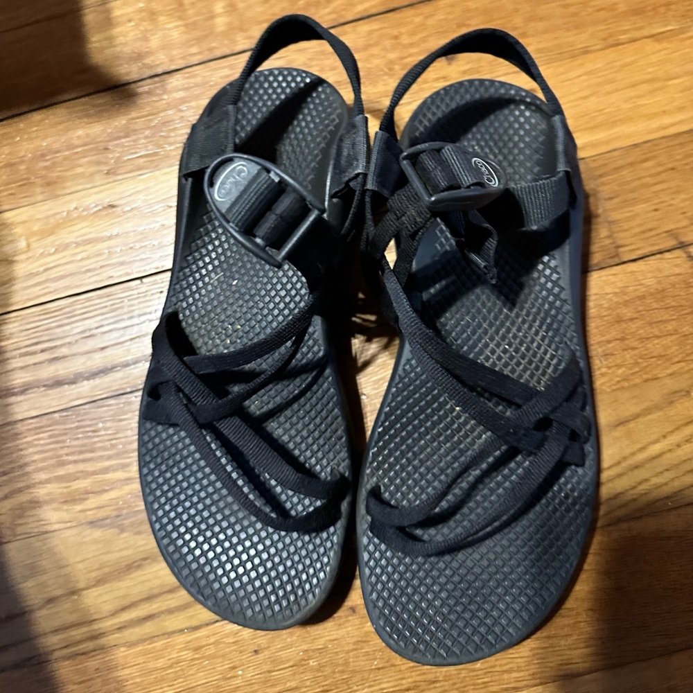 Women’s chacos size 9.5